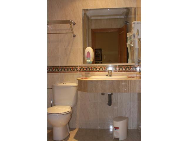 Hostal Castilla Benavente Room photo